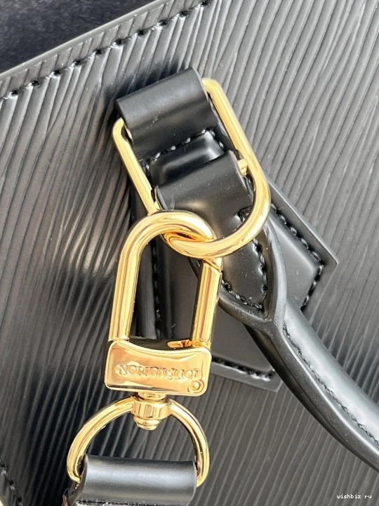WIS PLAT LOUIS PETIT SAC VUITTON 0818